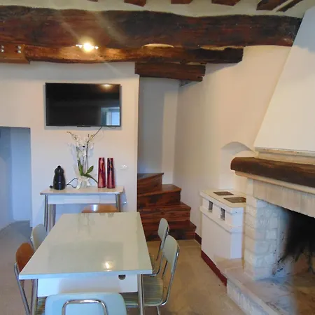 Daire Se051 - Palazzo D'arcevia, Accogliente Trilocale Ristrutturato *