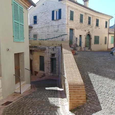 Apartamento Se051 - Palazzo D'arcevia, Accogliente Trilocale Ristrutturato *