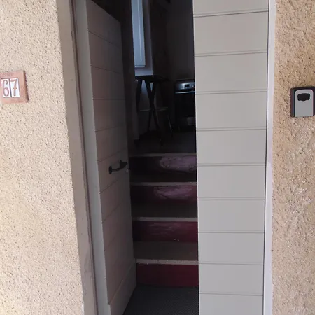 Se051 - Palazzo D'arcevia, Accogliente Trilocale Ristrutturato Daire *