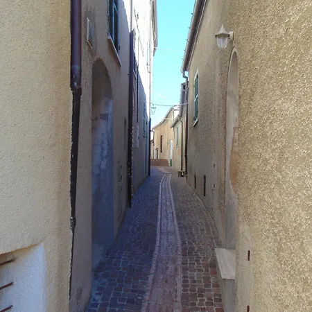 Se051 - Palazzo D'arcevia, Accogliente Trilocale Ristrutturato Apartamento